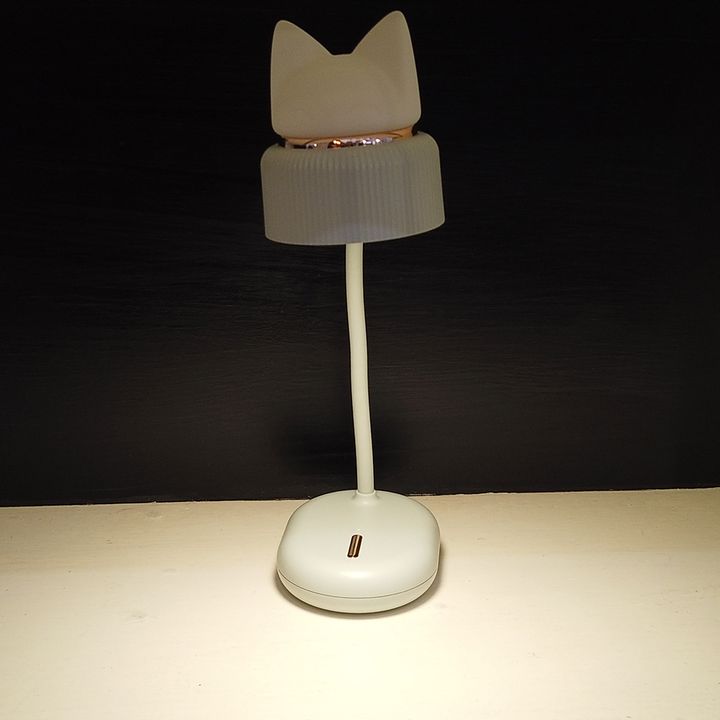 Đèn để bàn hình mèo dễ thương