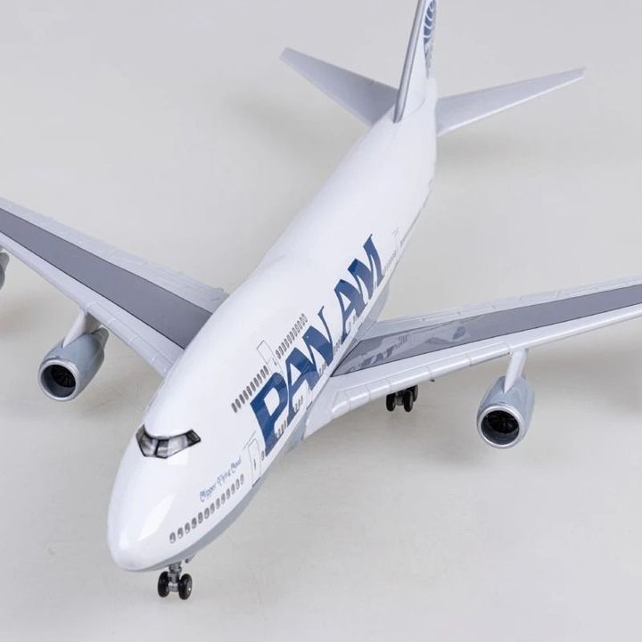 Mô hình máy bay lắp ghép Pan American World Airways B747 47cm có đèn LED