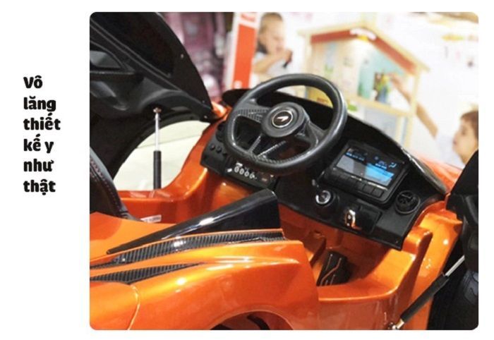 Xe ô tô điện trẻ em McLaren DK-M720S