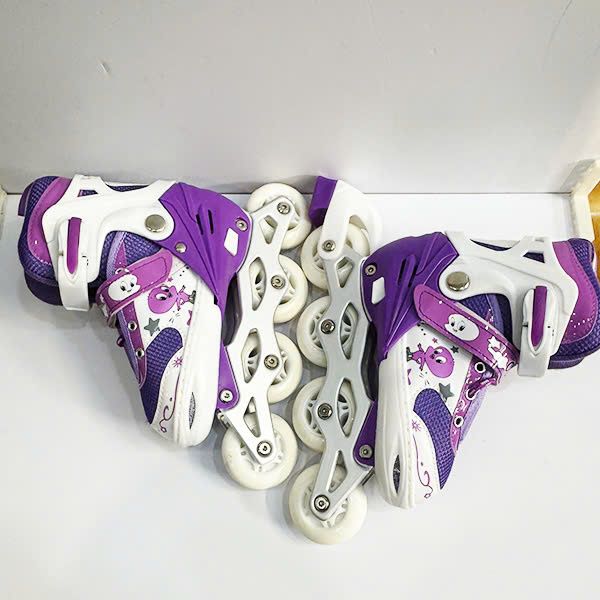 Bộ giày patin trẻ em 902 cỡ M (35-38) - màu tím