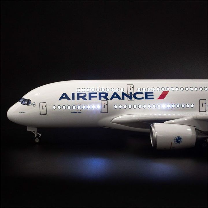 Mô hình Máy bay lắp ráp Air France Airbus A380 Có đèn led 47cm