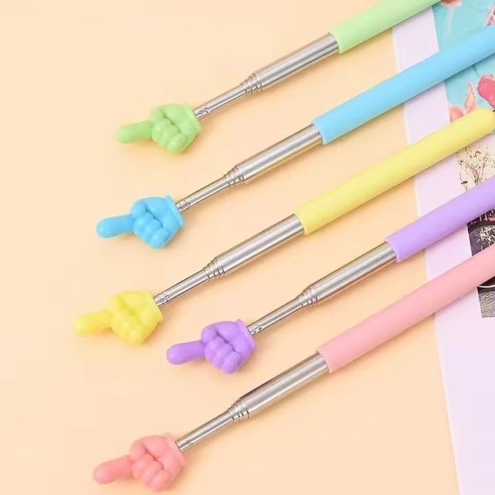 Que chỉ bảng hình ngón tay kéo dài 68cm